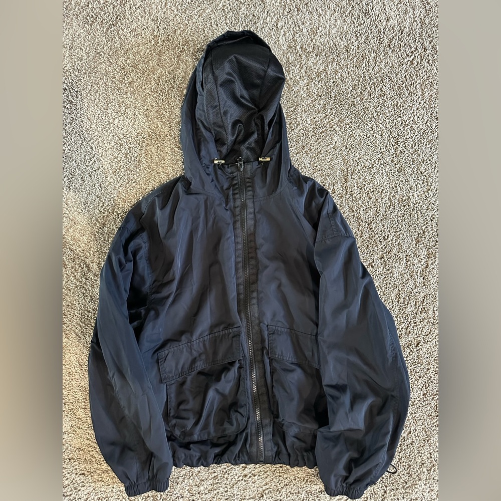 Women’s Lightweight Hooded Windbreaker Jacket